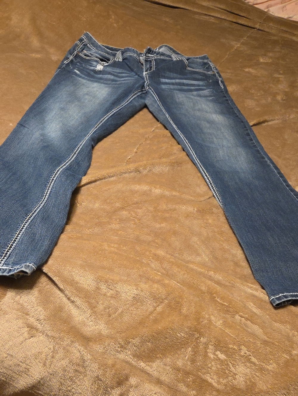 Womens Blue Washed Denim Jeans - Classic Casual Fit